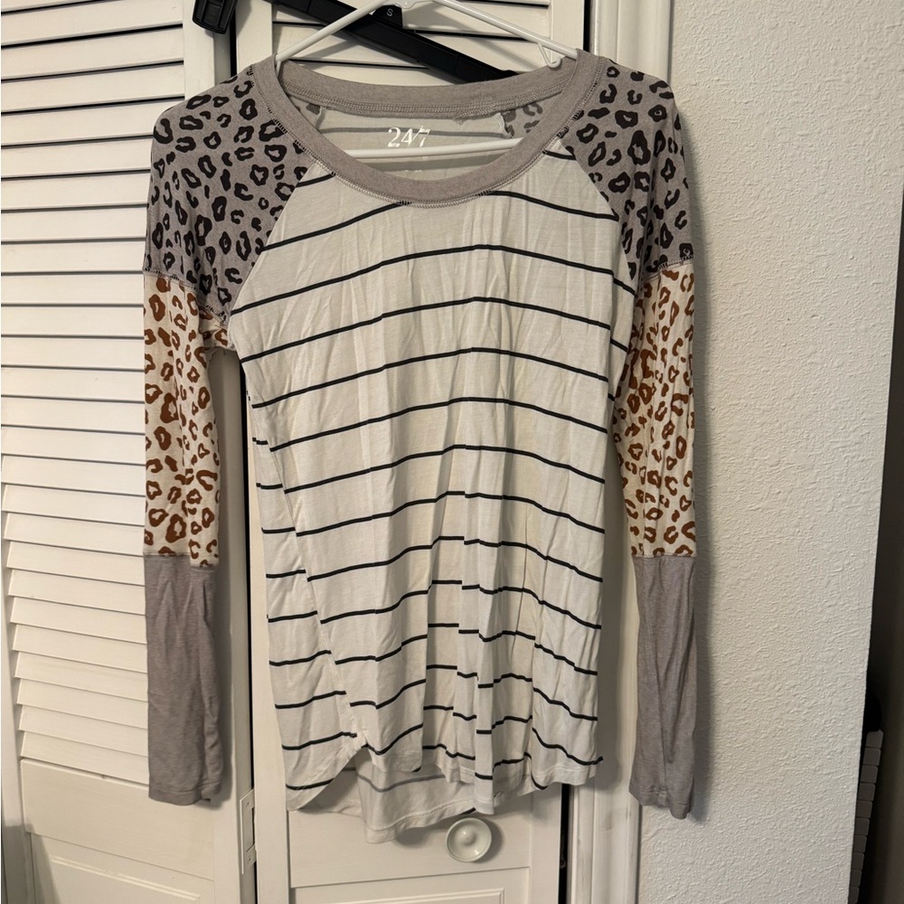 5/$20 Striped and Leopard Print Long Sleeve Top
